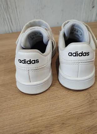 Кросівки adidas 4
