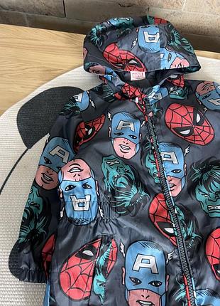 Дощовик marvel 3