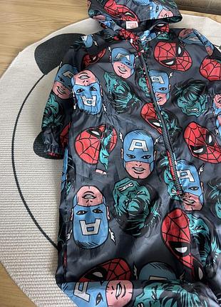 Дощовик marvel 4