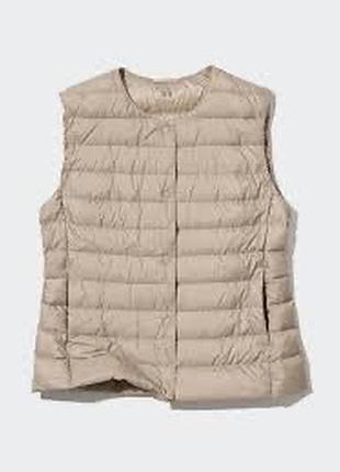 Пуховий жилет uniqlo