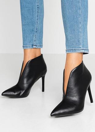 Жіночі ботильйони topshop чорні