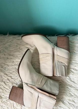 Кожаные ортопедические ботильоны vionic carnelia leather boot (water repellent) размер 40,5 10