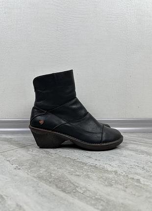 The art company designer women’s leather black boots shoes ботінки сапожки туфлі взуття черевики