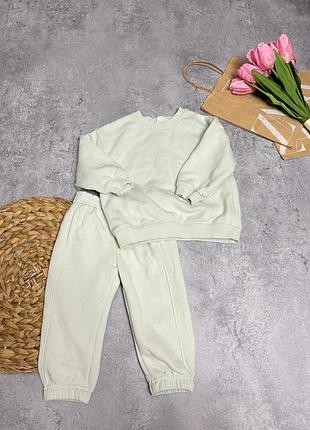 Костюм zara для дівчинки