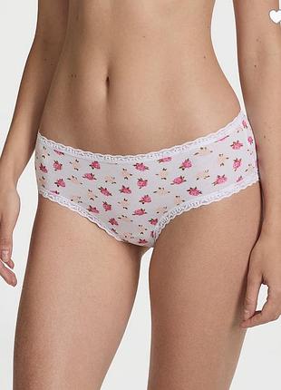 Трусики жіночі victoria’s secret чікі з квітковим принтом та мереживом