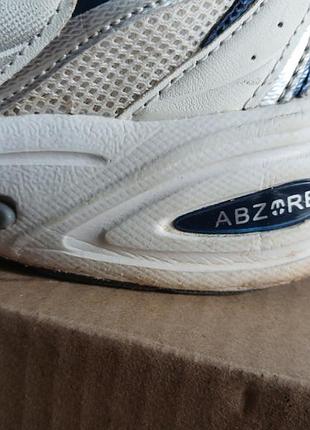 Жіночі кросівки new balance білі, розмір 38, довжина устілки 24 см, шкіра