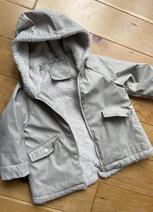 Куртка для дівчинки  zara утеплена бежева 98 розмір