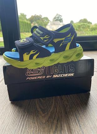 Босоніжки для хлопчика skechers s lights синьо-салатові