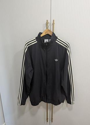 Adidas олімпійка