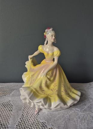 Коллекционная фарфоровая статуэтка royal doulton ninette