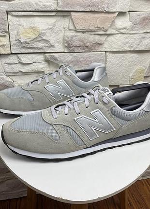 Оригінальні кросівки new balance 373