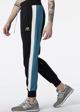 Спортивні штани new balance