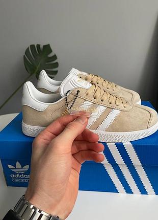 Кросівки жіночі adidas gazelle бежевий ee5539 замша