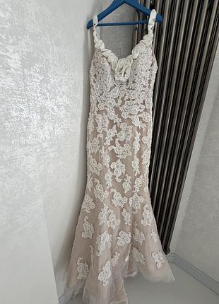Весільна сукня жіноча sherri hill біла, бежева