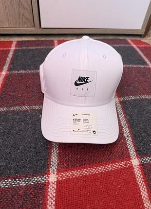 Бейсболка унісекс nike air classic біла