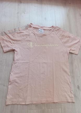 Футболка от champion на 11-12роков