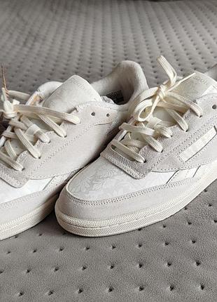Новые оригинальные сникерсы reebok c revenge vintage!