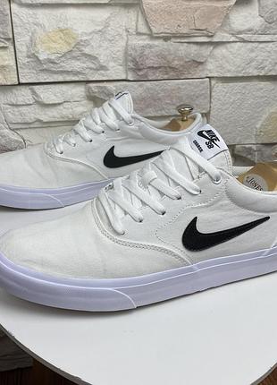 Оригінальні кросівки nike sb charge canvas