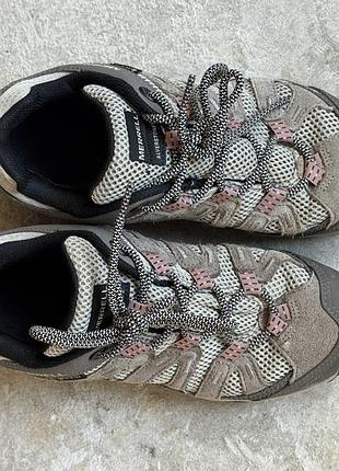 Кросівки жіночі merrell для трекінгу сірі з рожевим