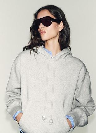 Жіноче обʼємне вкорочене худі з трьохнитки zara розмір m