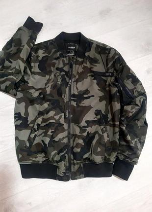 Куртка бомбер pull bear камуфляж мілітарі вітровка чоловіча m 38