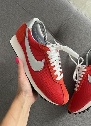 Шикарні кросівки nike cortez 4