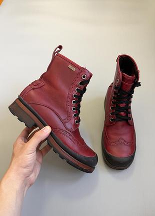 Ugg hannen boots red 39(25cm) classic mini 2 tasman