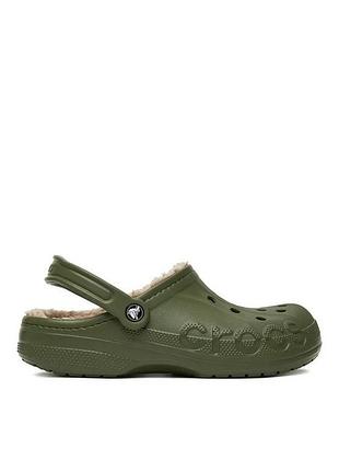 Популярна модель сабо crocs baya lined clog у класичному оливковому або темно-зеленому відтінку (army green / khaki)розмір 48-49