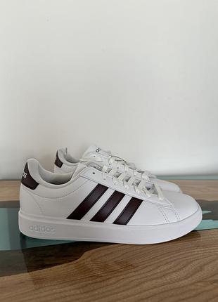 Кросівки жіночі adidas grand court 2.0, розмір 9 us (26 cm)