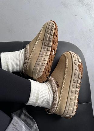 Ugg venture daze beige 2