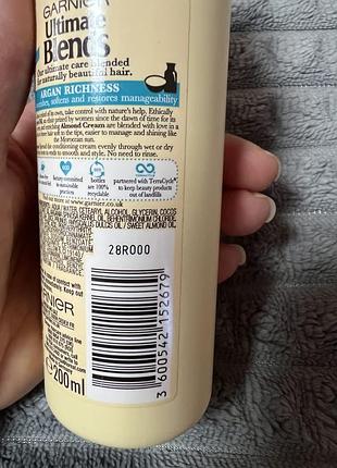 Крем для волосся garnier ultimate blends leave-in gaining control cream argan richness almond cream 2