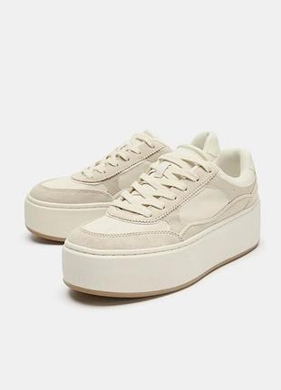 Жіночі кросівки zara бежевого кольору 37(24см) 38(24,5см)