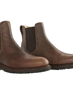 Жіночі черевики челсі patagonia wild idea, виготовлені з міцної фактурної шкіри бізона з еластичними бічними вставками.
