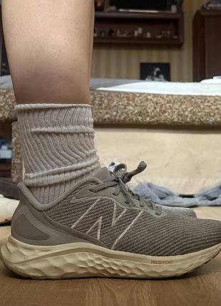 Кросівки жіночі new balance сірі, 39 розмір, довжина устілки 25 см