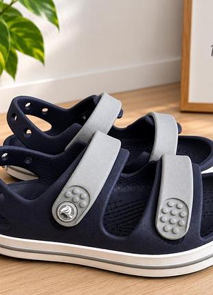 Босоніжки та сандалі для дітей crocs сині, сірі розмір 10