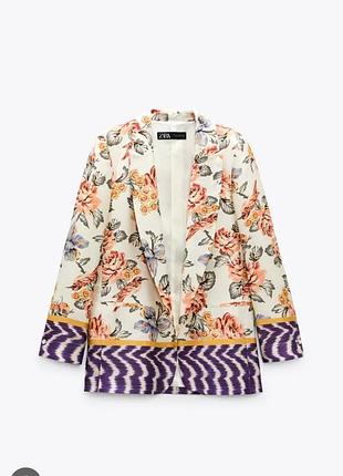 Малиновый пиджак от zara,р.м