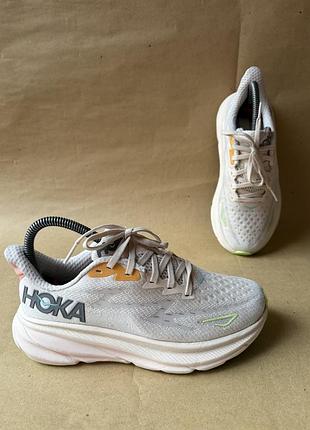 Hoka clifton 9 36(23см) 3