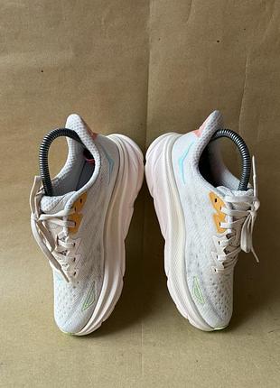 Hoka clifton 9 36(23см) 5