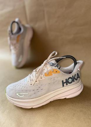 Hoka clifton 9 36(23см)