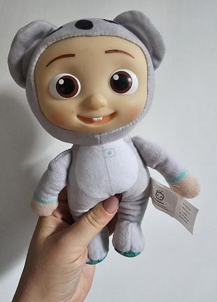 Мягкая игрушка cocomelon little plush jj in koala onesie