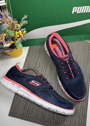Оригінальні кросівки skechers