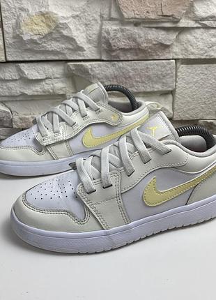 Дитячі кросівки air jordan 1 low alt