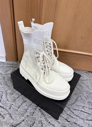 Жіночі черевики dior білі, розмір 37 3
