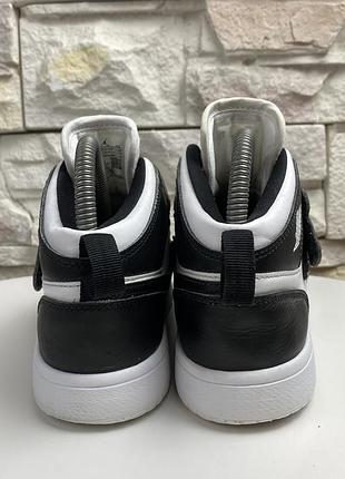 Дитячі кросівки  sky jordan 1 4
