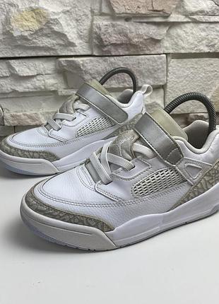 Дитячі кросівки jordan spizike low