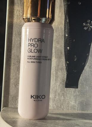База під макіяж kiko hydra pro glow сяюча зволожувальна для всіх типів шкіри