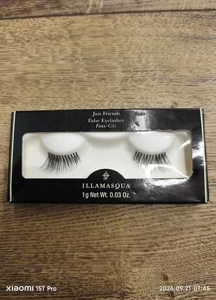 Illamasqua штучні вії клей в комплекті