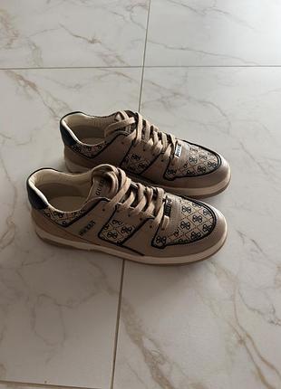 Кеди жіночі guess бежеві, довжина устілки 24 см