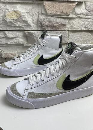 Оригінальні кросівки  nike blazer mid '77