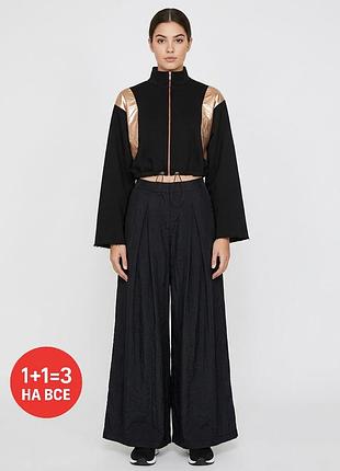 Жіноча толстовка утеплена чорна